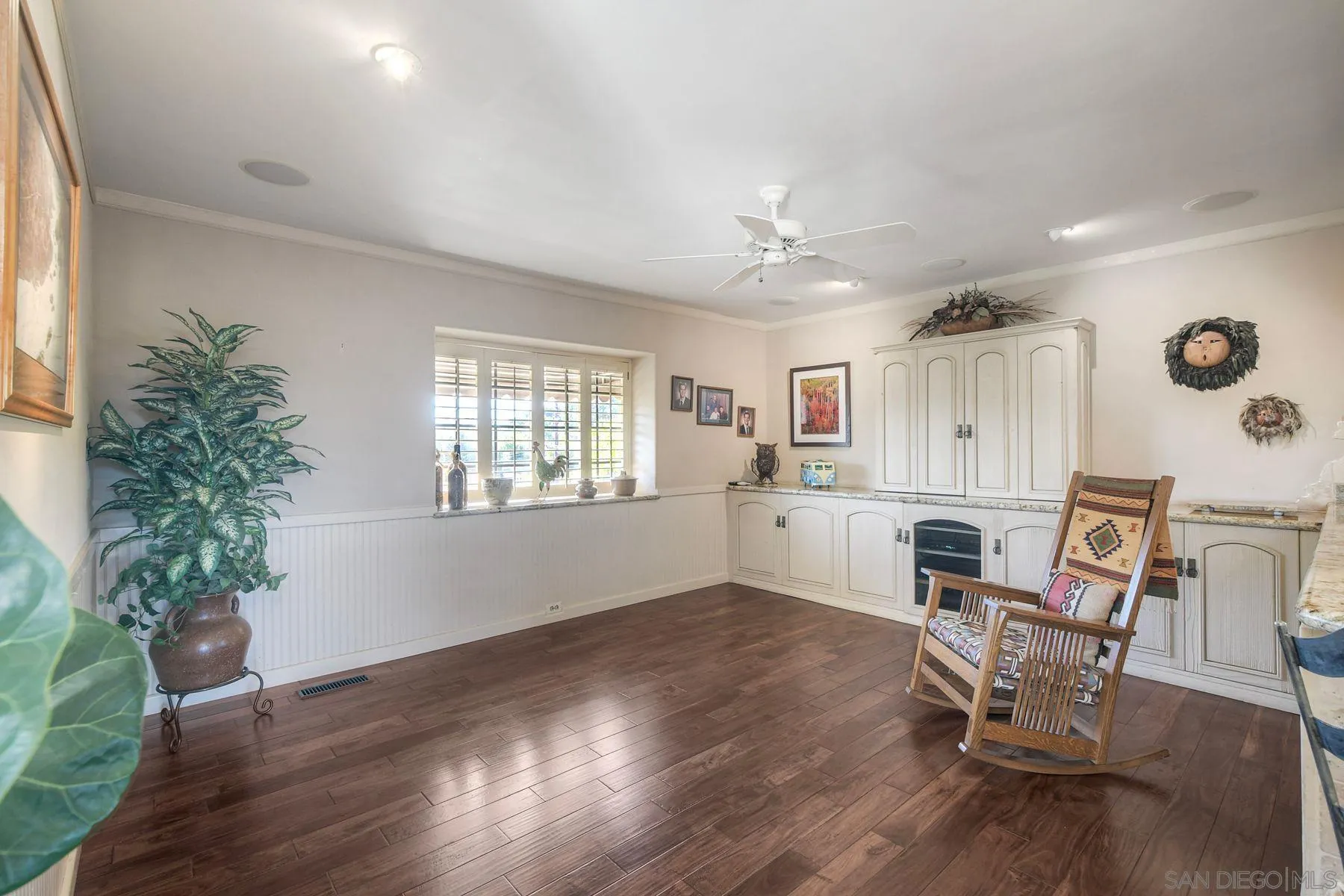 2848 Sunset Hills Escondido, CA 92025 - Photo 27 of 67 a living room with furniture and a wooden floor