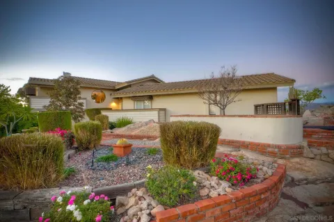 $1,395,000 | 2848 Sunset Hills, Escondido, CA 92025