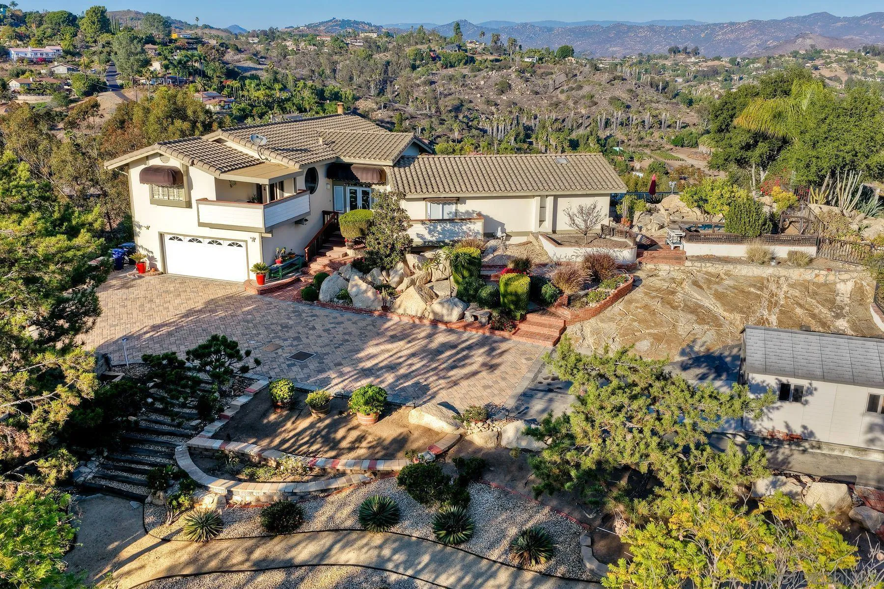 2848 Sunset Hills Escondido, CA 92025 - Photo 63 of 67 an aerial view of a house