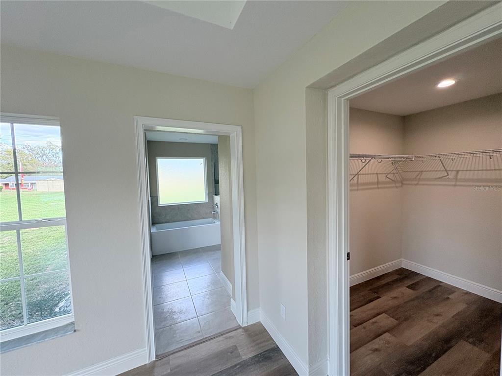 274 Southeast 34th Place Ocala, FL 34471 - Photo 45 of 89 a view of utility room