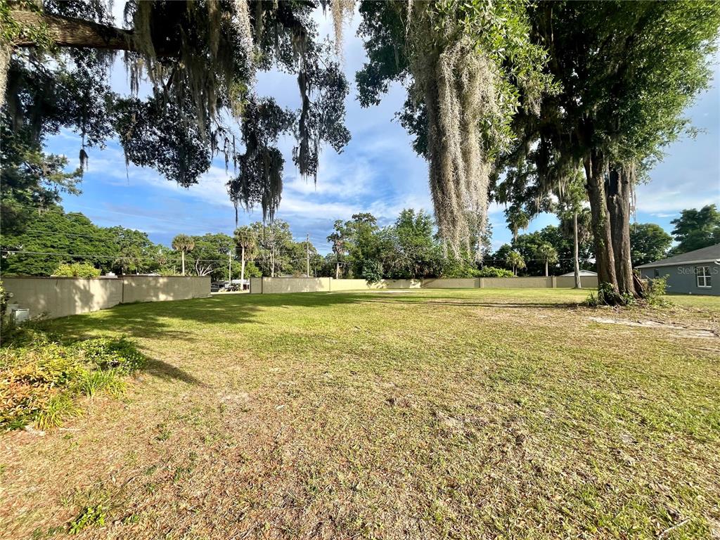 274 Southeast 34th Place Ocala, FL 34471 - Photo 86 of 89 a view of swimming pool with an outdoor space and seating area