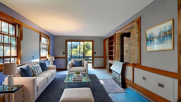 $895,000 | 113 Lakeview Drive, Nottingham, NH 03290