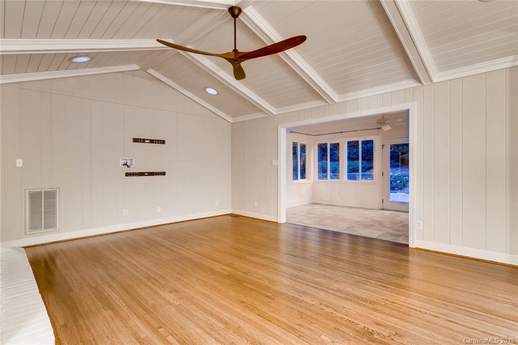 4257 Oldfield Road Charlotte, NC 28226 - Photo 14 of 46 Gallery Image 14