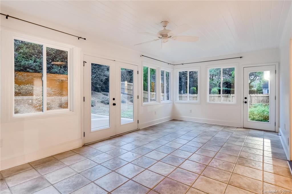4257 Oldfield Road Charlotte, NC 28226 - Photo 15 of 46 Gallery Image 15