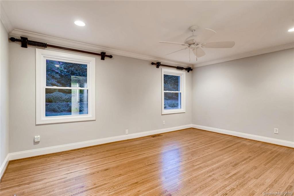 4257 Oldfield Road Charlotte, NC 28226 - Photo 18 of 46 Gallery Image 18