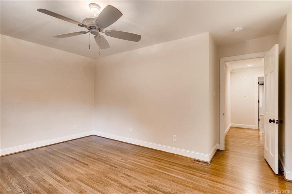 4257 Oldfield Road Charlotte, NC 28226 - Photo 26 of 46 Gallery Image 26