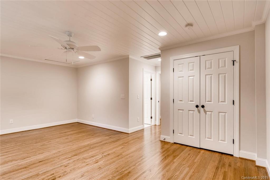4257 Oldfield Road Charlotte, NC 28226 - Photo 32 of 46 Gallery Image 32