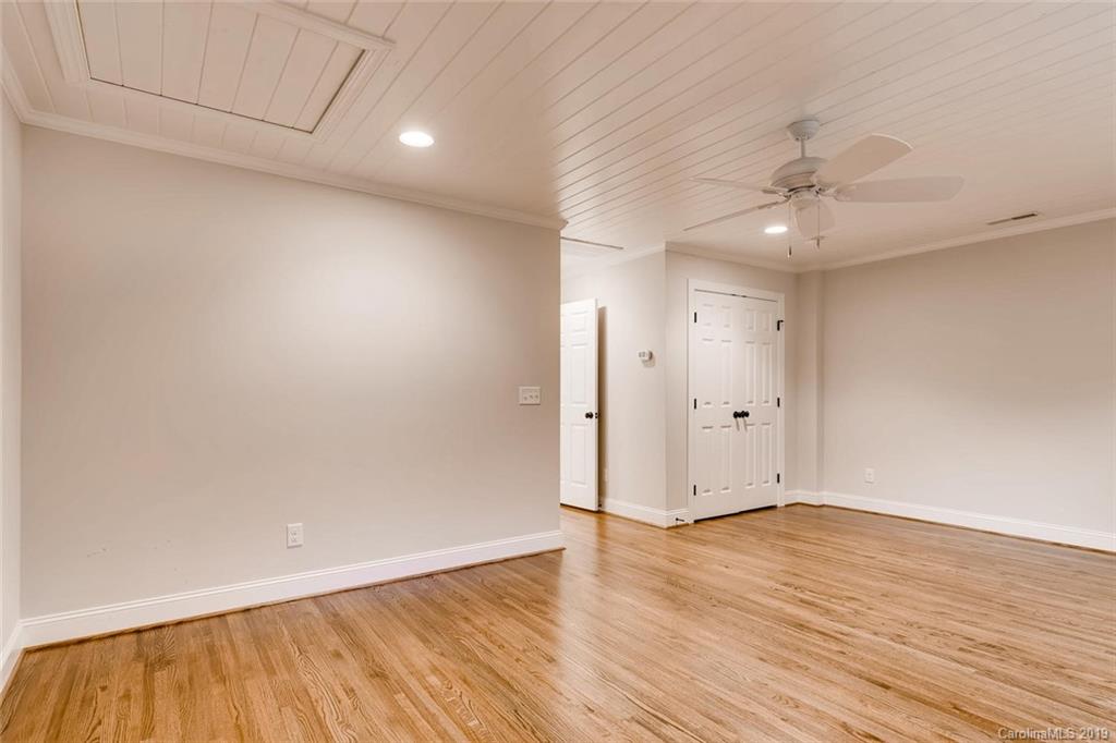 4257 Oldfield Road Charlotte, NC 28226 - Photo 33 of 46 Gallery Image 33