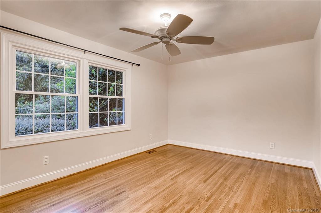 4257 Oldfield Road Charlotte, NC 28226 - Photo 34 of 46 Gallery Image 34