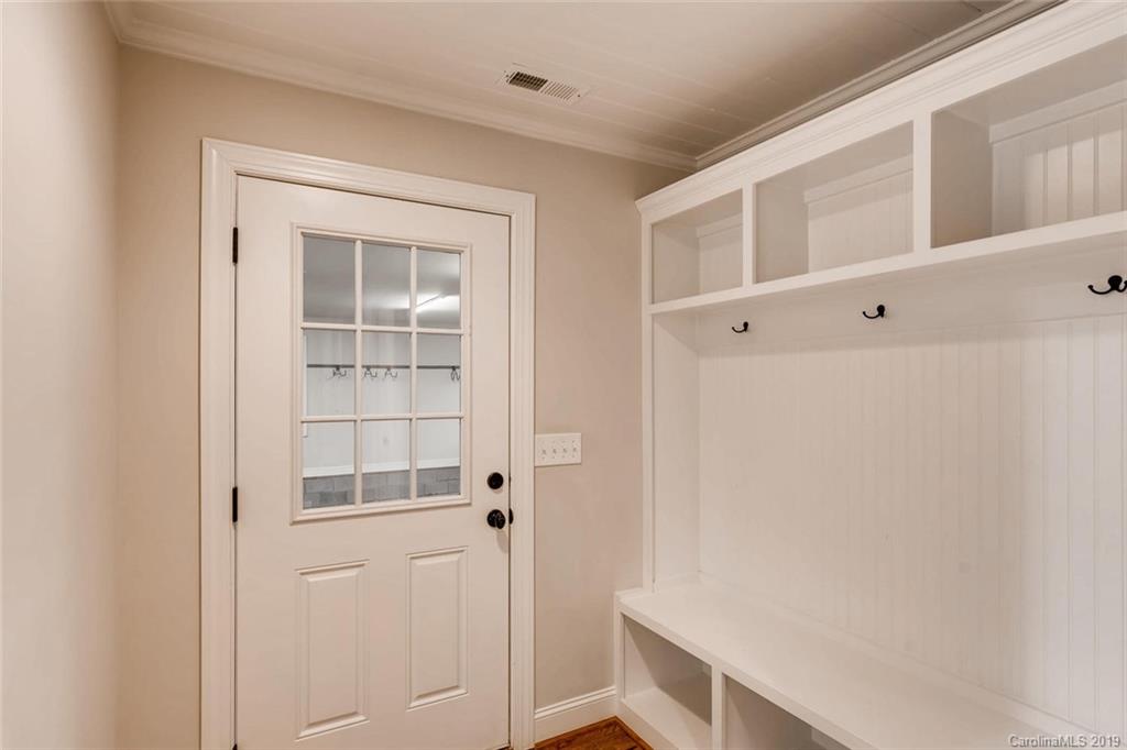 4257 Oldfield Road Charlotte, NC 28226 - Photo 43 of 46 Gallery Image 43