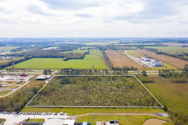 $658,000 | 300 Lexington Drive, Rayne, LA 70578