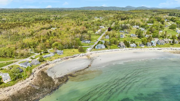 $749,000 | 19 Crescent Beach Road, Owls Head, ME 04854