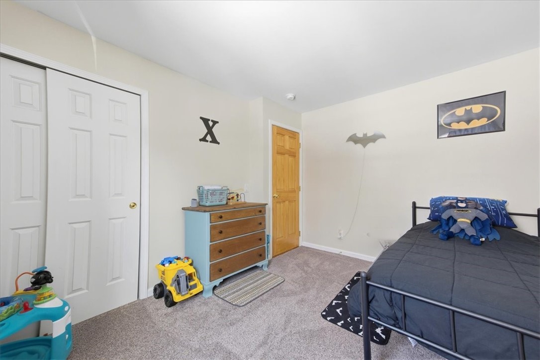 8 Wall Street Westerly, RI 02891 - Photo 15 of 40