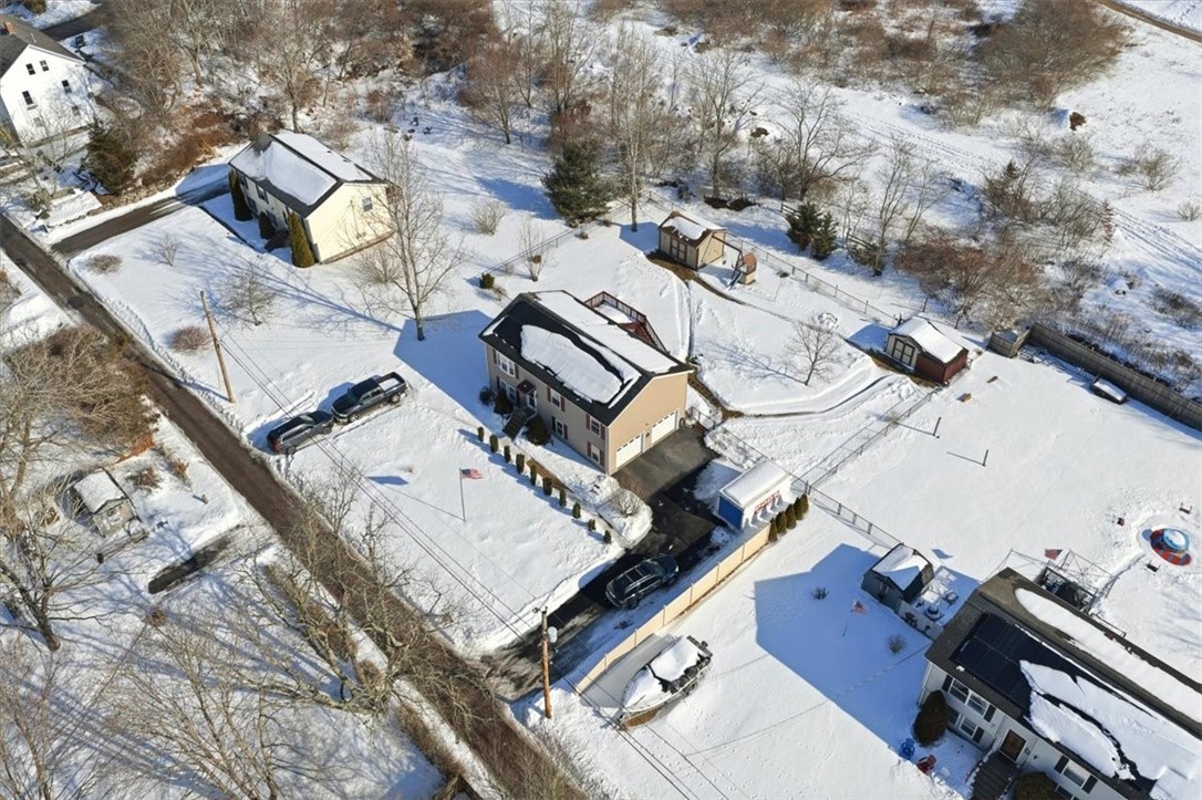 8 Wall Street Westerly, RI 02891 - Photo 26 of 40