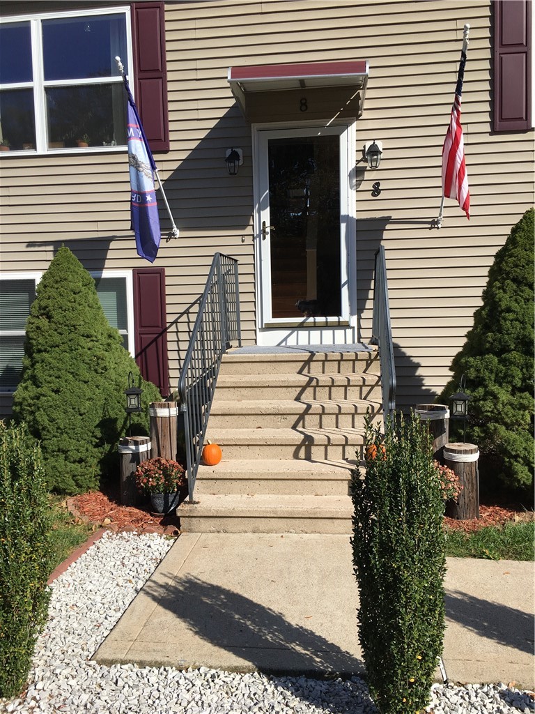 8 Wall Street Westerly, RI 02891 - Photo 3 of 40