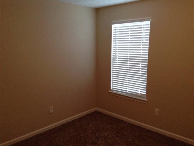 5323 Rivers Edge Boulevard Dayton, OH 45414 - Photo 8 of 10