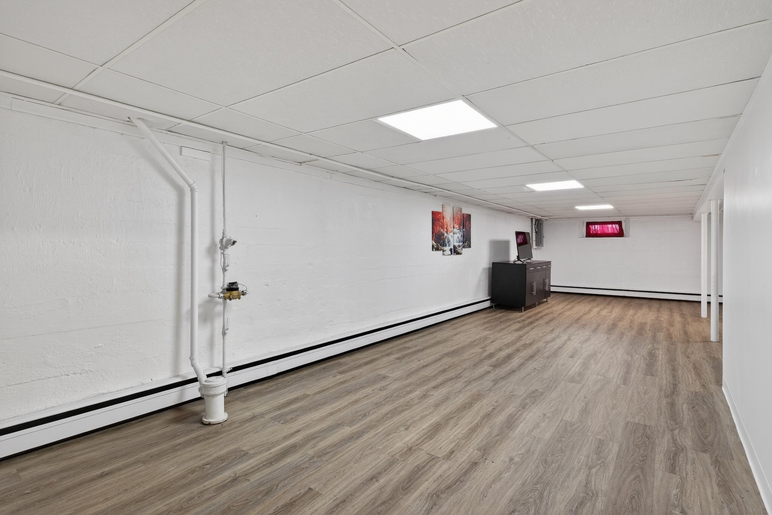 311 Thornton Street Manchester, NH 03102 - Photo 16 of 22