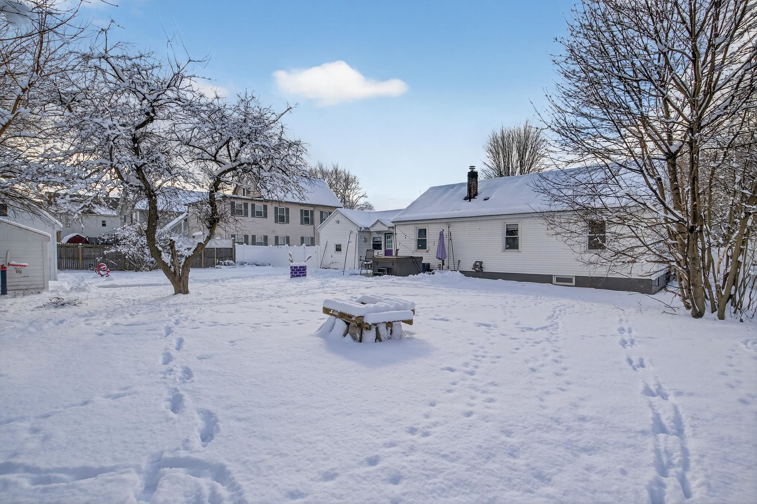 311 Thornton Street Manchester, NH 03102 - Photo 21 of 22