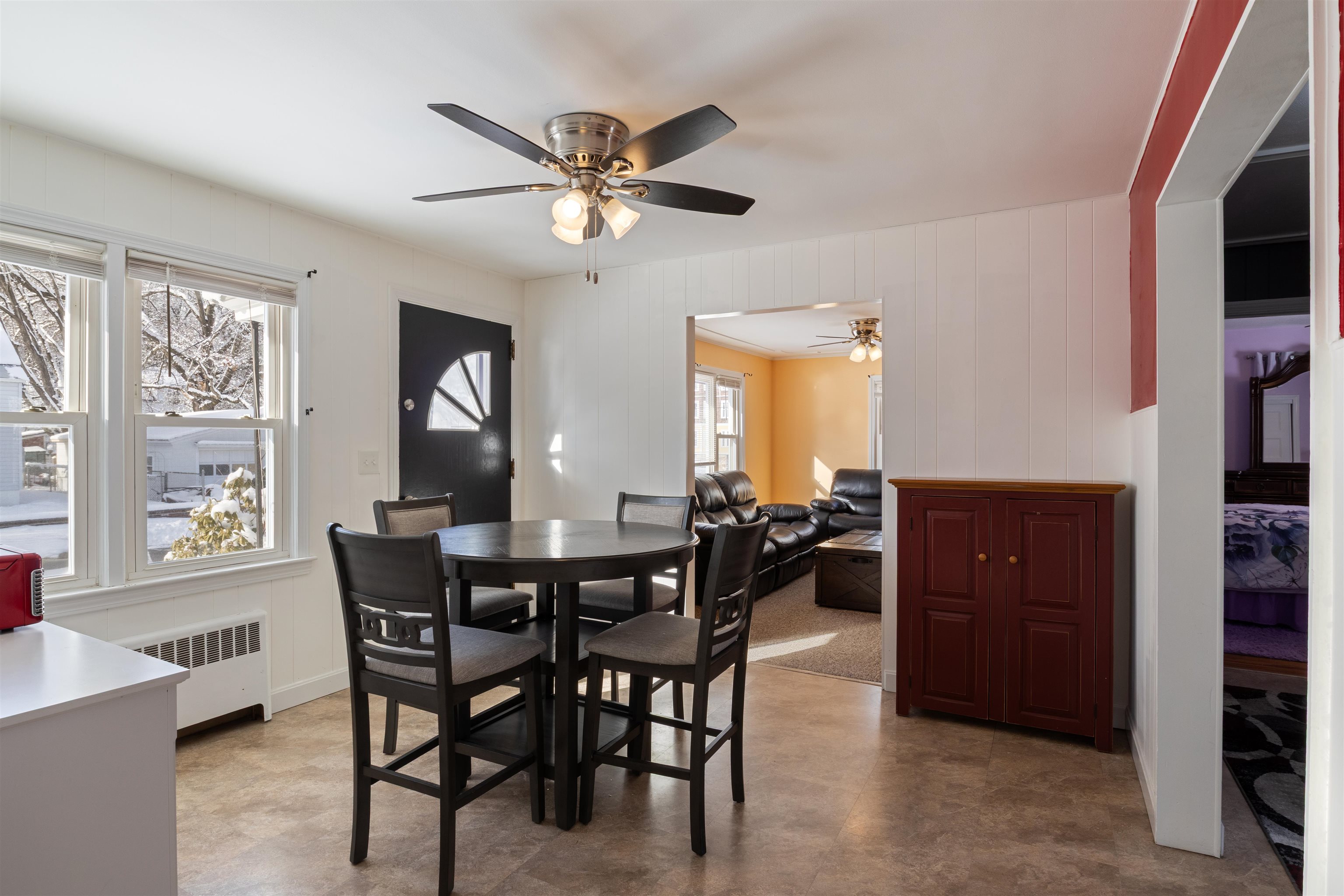 311 Thornton Street Manchester, NH 03102 - Photo 7 of 22