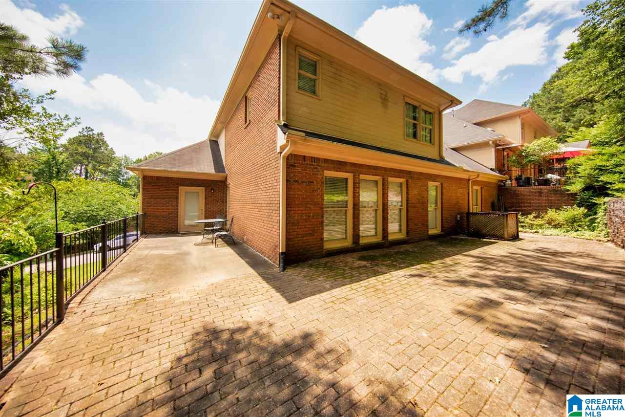 2027 Richelieu Court Birmingham, AL 35216 - Photo 3 of 41