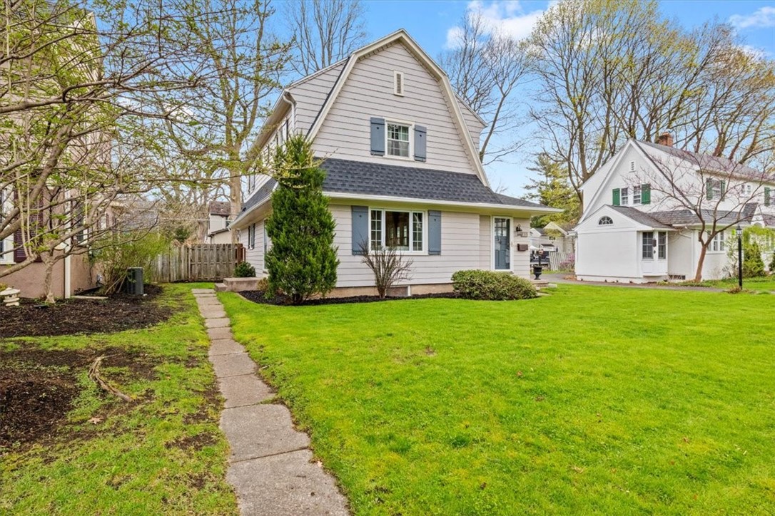 42 Buffard Drive Brighton, NY 14610 - Photo 2 of 36