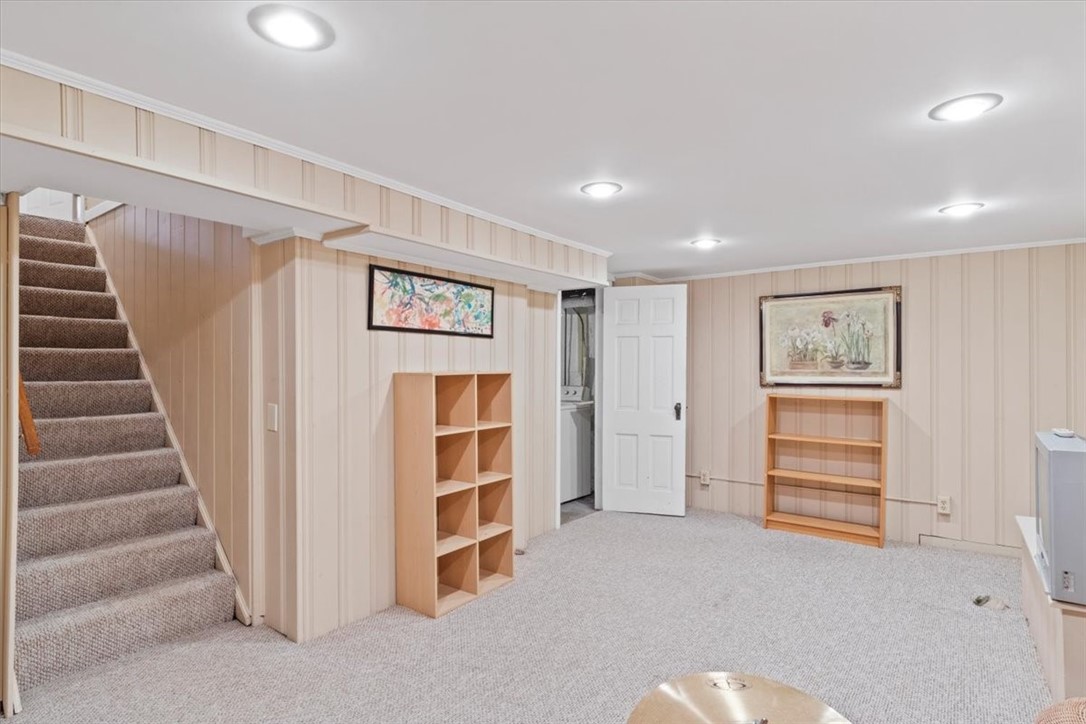 42 Buffard Drive Brighton, NY 14610 - Photo 31 of 36