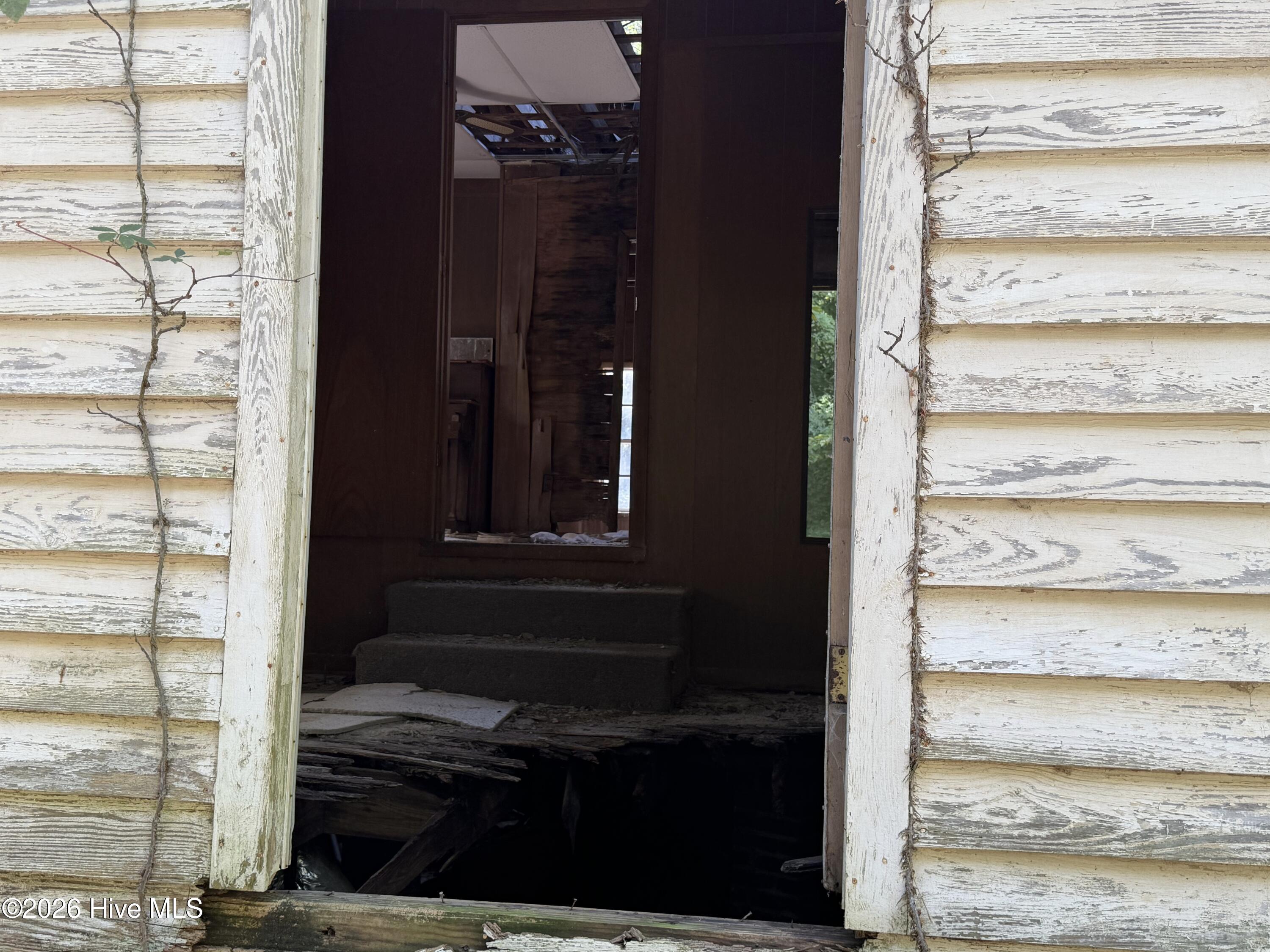5006 Washington Road Thomson, GA 30824 - Photo 13 of 30 Gallery Image 13