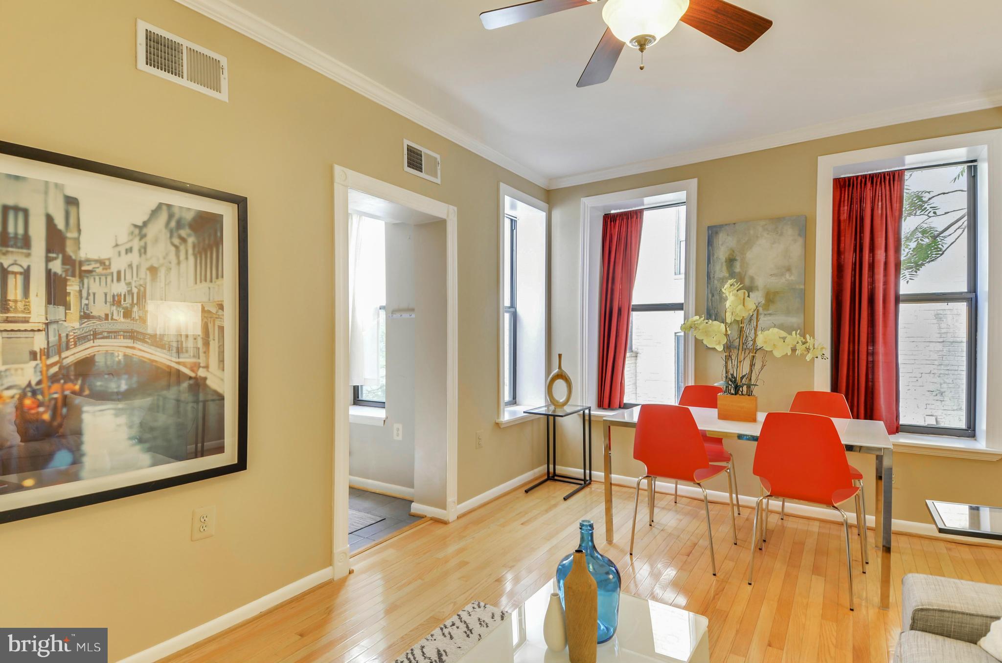 2633 Adams Mill Road Northwest, Unit 204 Washington, DC 20009 - Photo 7 of 21 Dining Room
