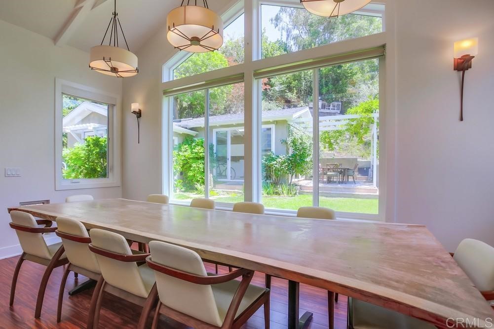 907 Poppy Lane Carlsbad, CA 92011 - Photo 15 of 61