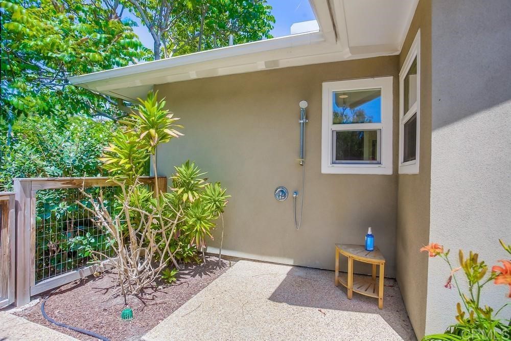 907 Poppy Lane Carlsbad, CA 92011 - Photo 42 of 61