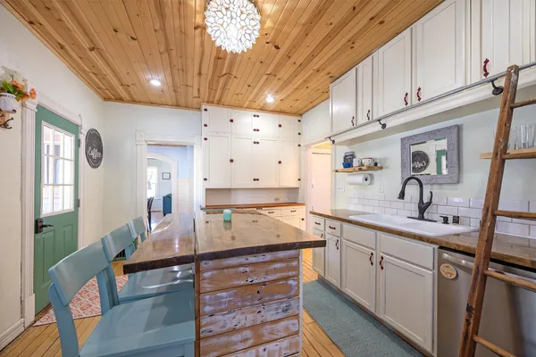 $295,000 | 701 Wilson Street, Winona, MN 55987