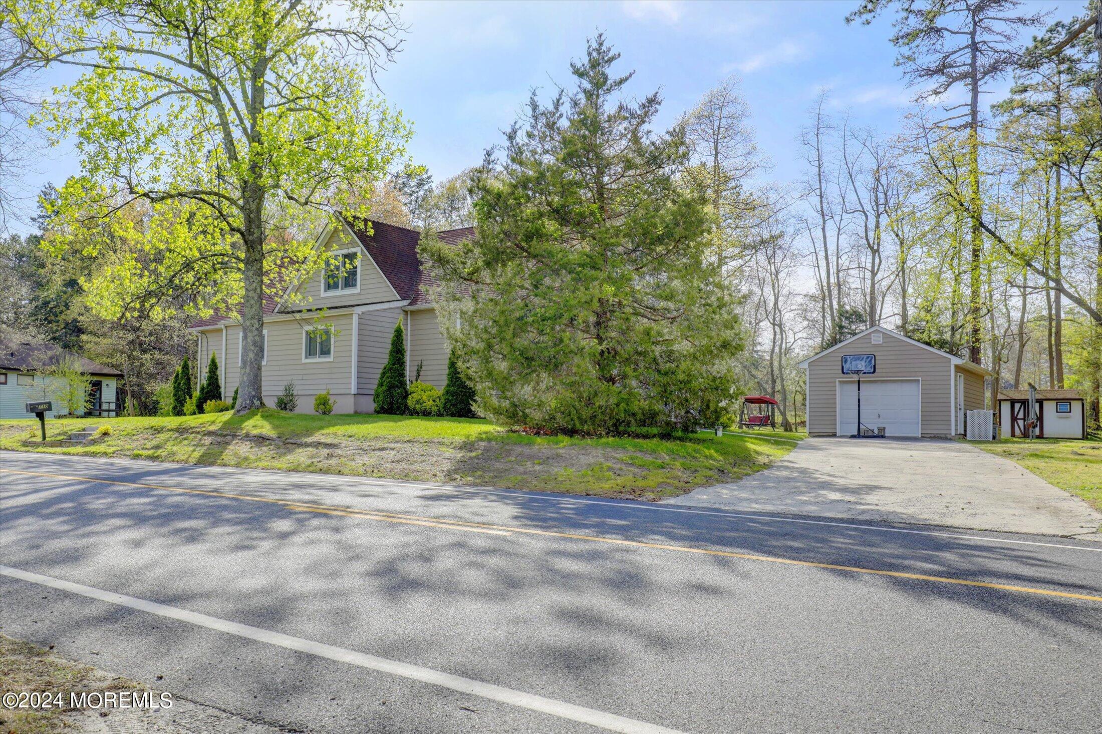 710 Freehold Road Jackson, NJ 08527 - Photo 3 of 46 04-Front of Home
