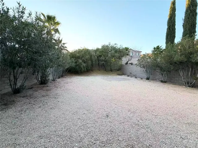 $2,650 | 521 Ivy Spring Street, Las Vegas, NV 89138