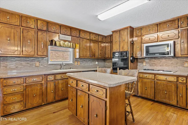 $425,000 | 144 Waymier Road, Sweetwater, TN 37874