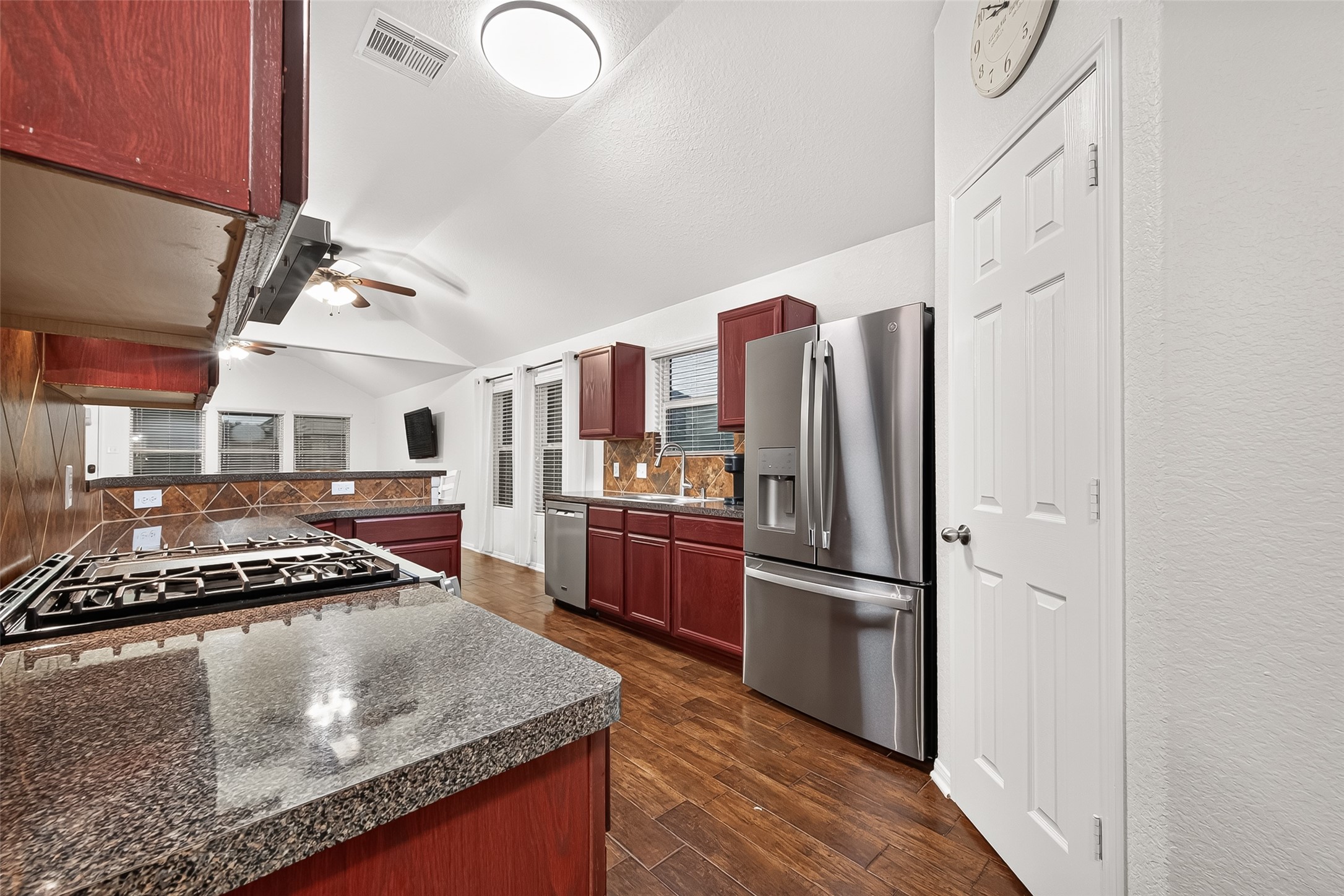 3155 View Valley Trail Katy, TX 77493 - Photo 19 of 50 Modern and highly functional kitchen equipped with stainless steel appliances, ample countertop space, and elegant cabinetry