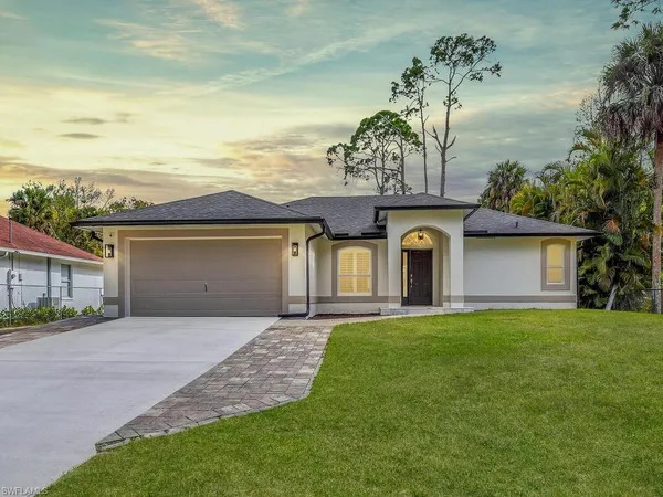 $3,900 | 6070 Lancewood Way, Naples, FL 34116