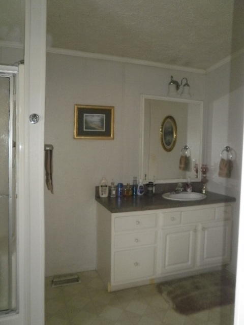 18 Tennessee Stone Road Crossville, TN 38555 - Photo 18 of 26 18 TENNESSEE STONE RD. PHOTOS 009