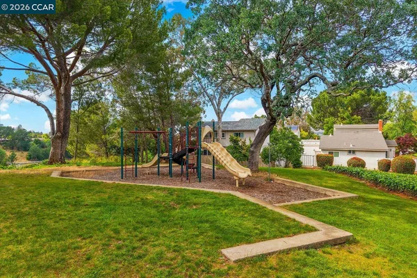 $750,000 | 599 Mt Dell Drive, Clayton, CA 94517