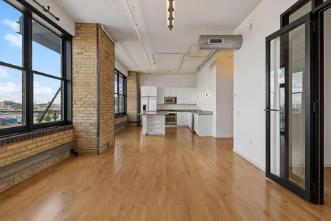 $279,000 | 290 Market Street, Unit 509, Minneapolis, MN 55405