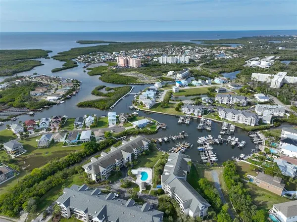 $1,795 | 5567 Sea Forest Drive, Unit 122, New Port Richey, FL 34652