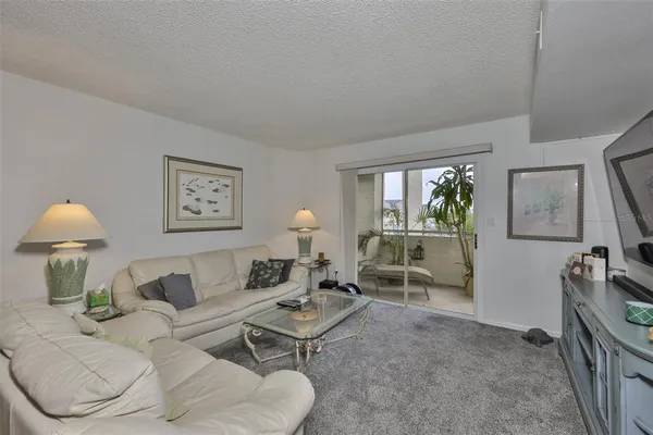 $1,795 | 5567 Sea Forest Drive, Unit 122, New Port Richey, FL 34652