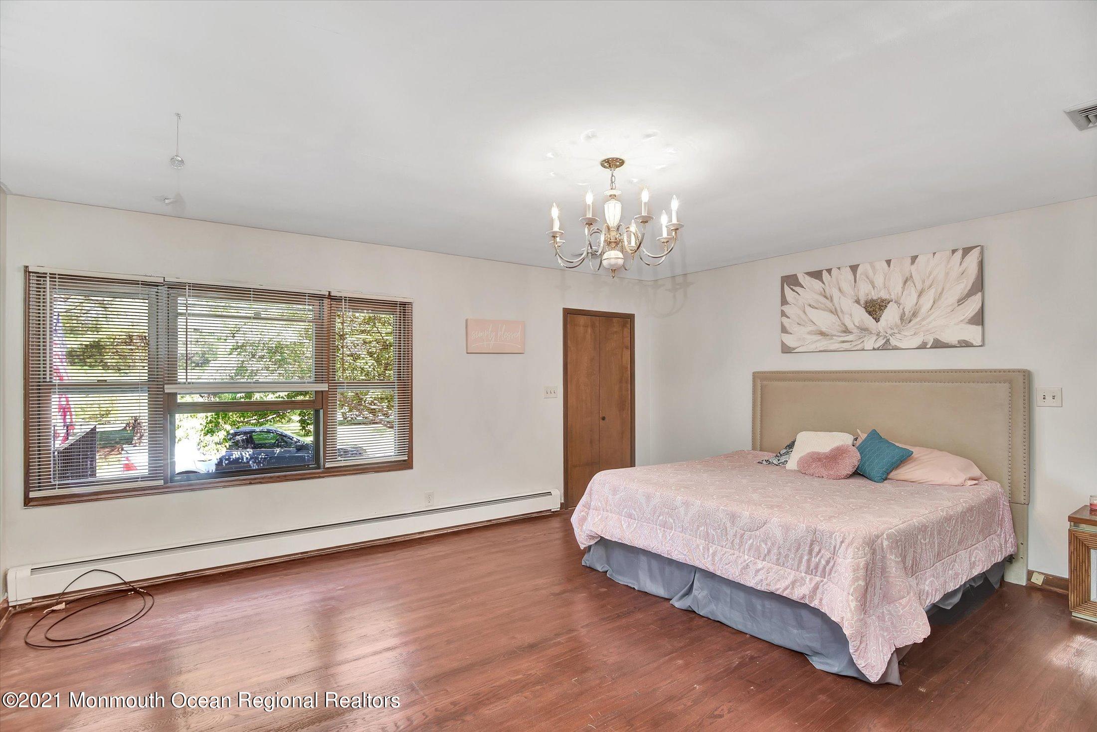 275 Fairfield Road Freehold, NJ 07728 - Photo 14 of 37 17-Bedroom