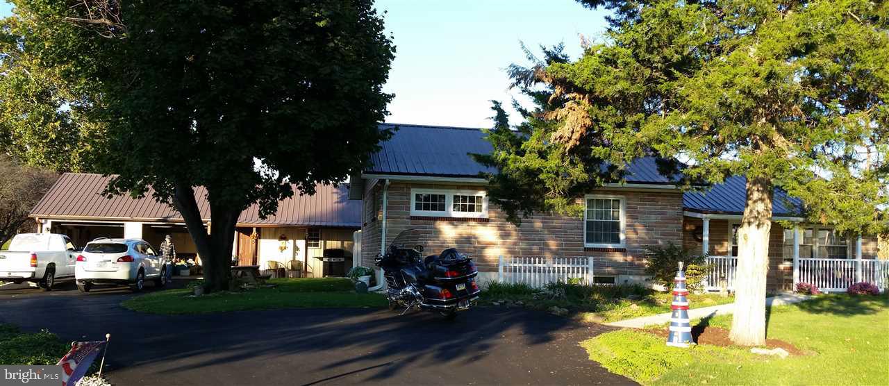 3590 Lewisberry Road York, PA 17404 - Photo 3 of 28 Gallery Image 3
