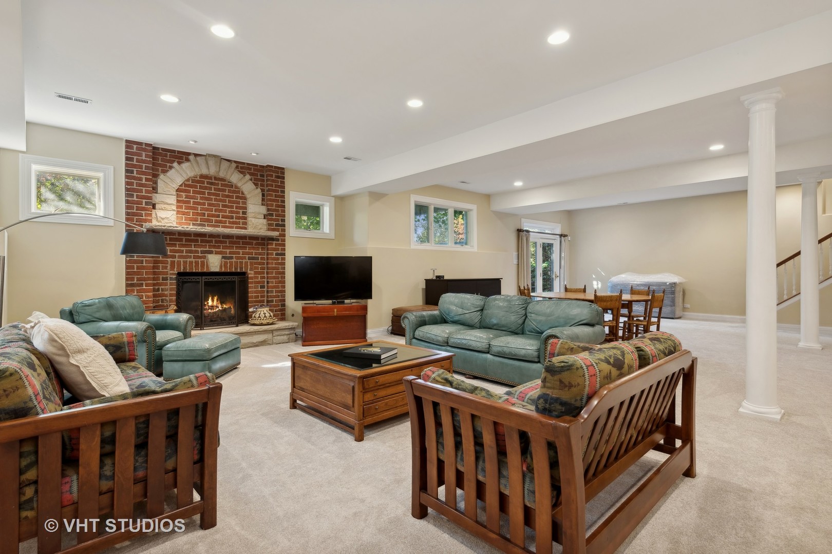 422 West County Line Road Barrington Hills, IL 60010 - Photo 42 of 66 Gallery Image 42