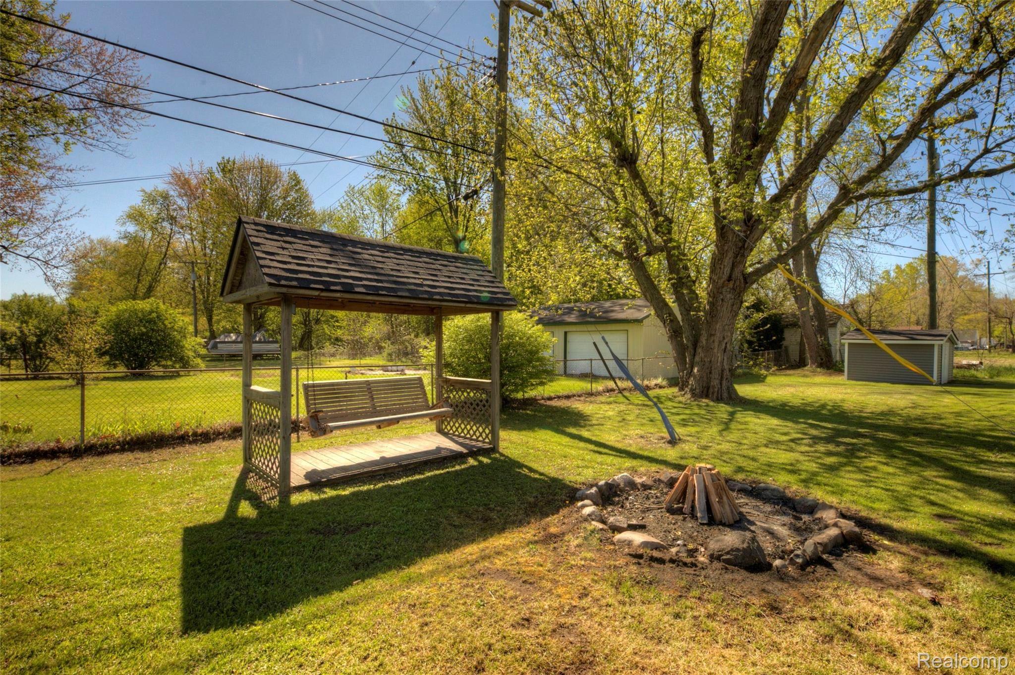 18017 Sumpter Road Belleville, MI 48111 - Photo 35 of 46 4H8A6603_4_5.jpg