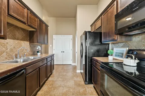 $213,900 | 106 Broland Drive, Duson, LA 70529