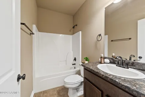 $213,900 | 106 Broland Drive, Duson, LA 70529