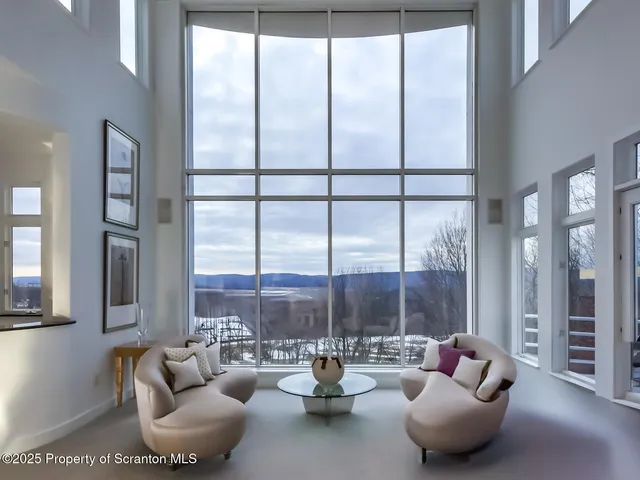 $1,999,999 | 110 Glenmaura Drive, Moosic, PA 18507