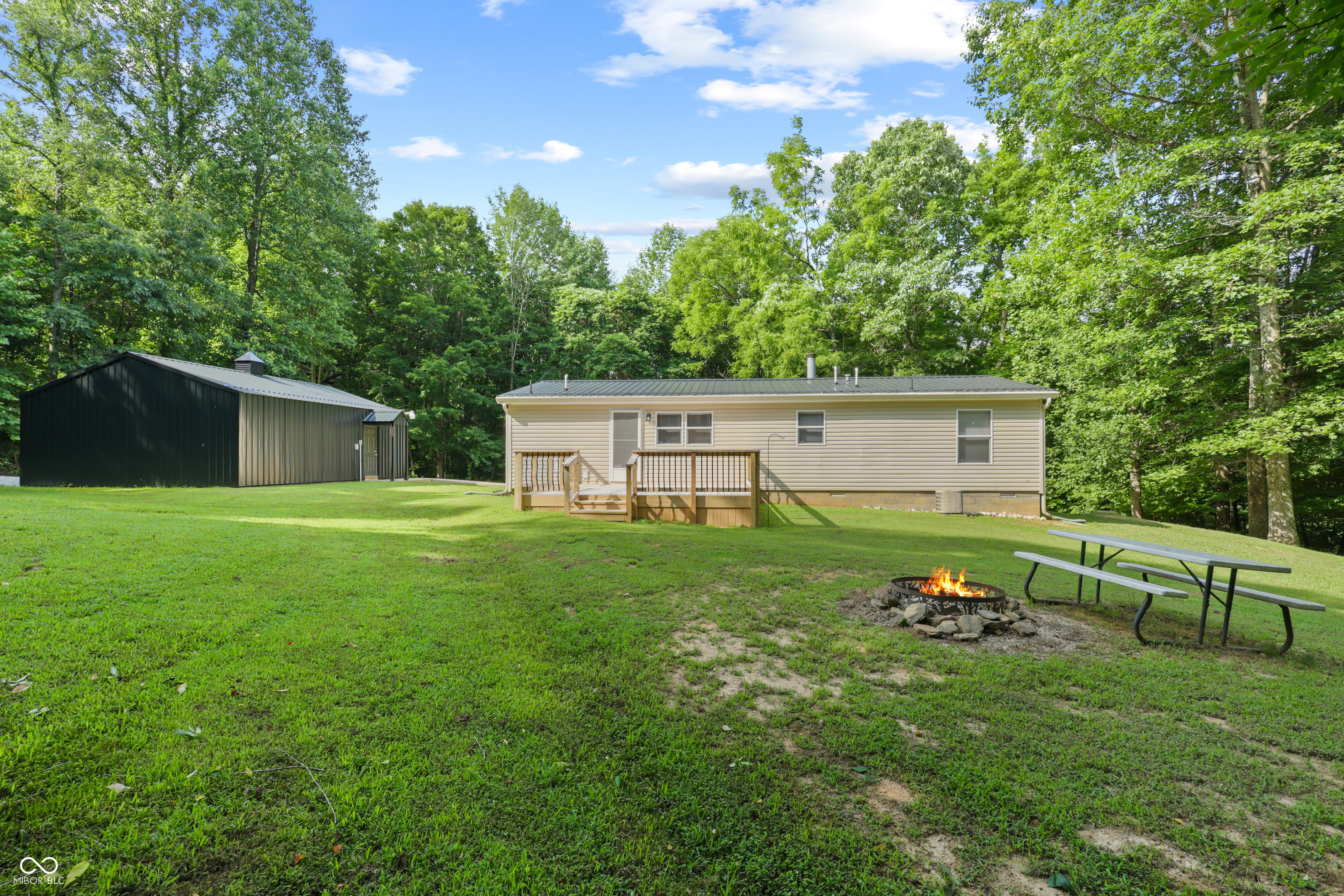 5542 East Washboard Road Bloomfield, IN 47424 - Photo 34 of 41
