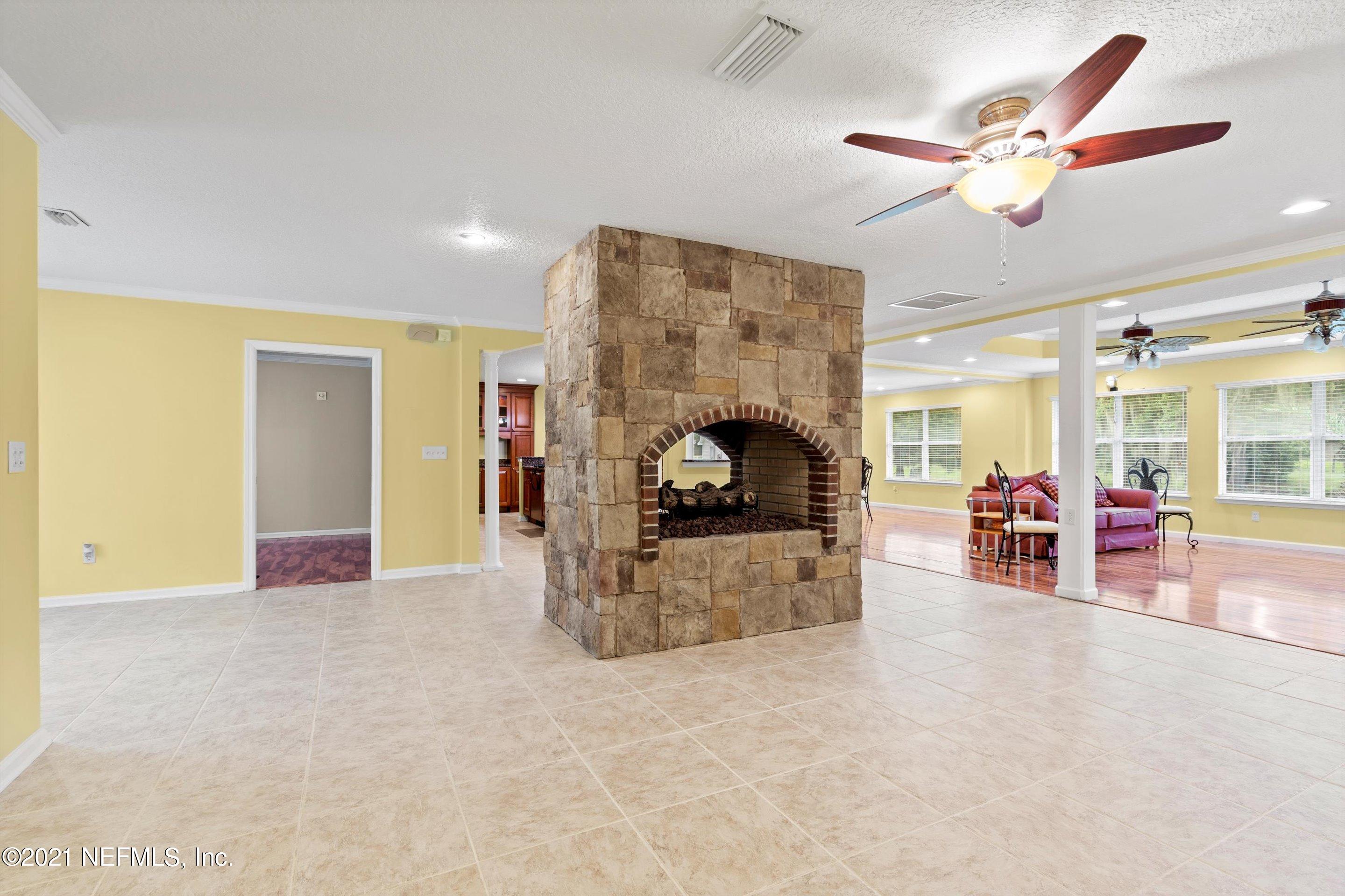 241 Holly Knowe Road Fleming Island, FL 32003 - Photo 4 of 28 Dining Room